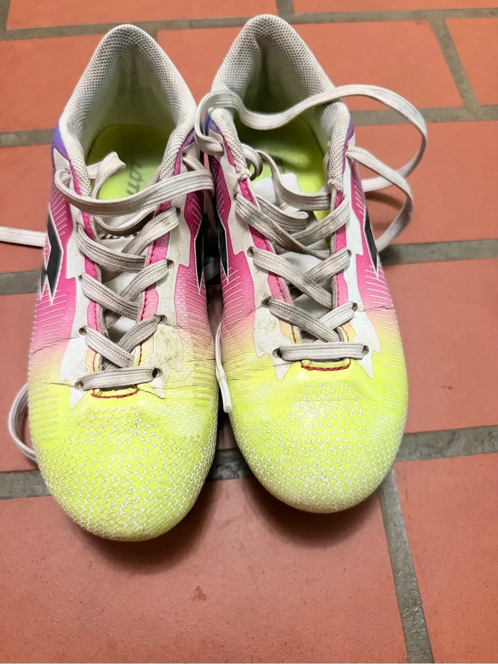 OTTO Kids Gradient cleats in Yellow, Pink, Purple and Blue